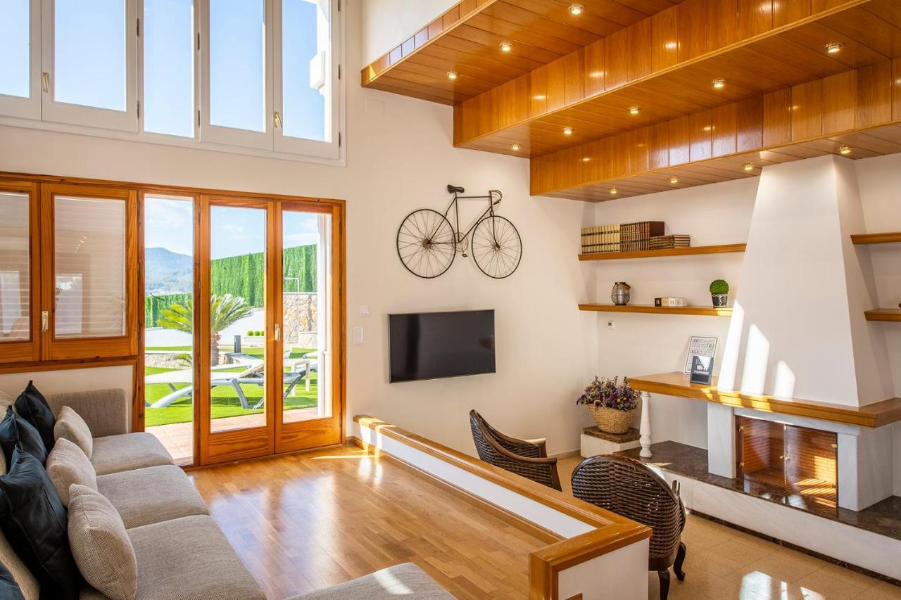 Casa Mirestany- Wonderful House With Amazing Views Villa Banyoles Exterior photo