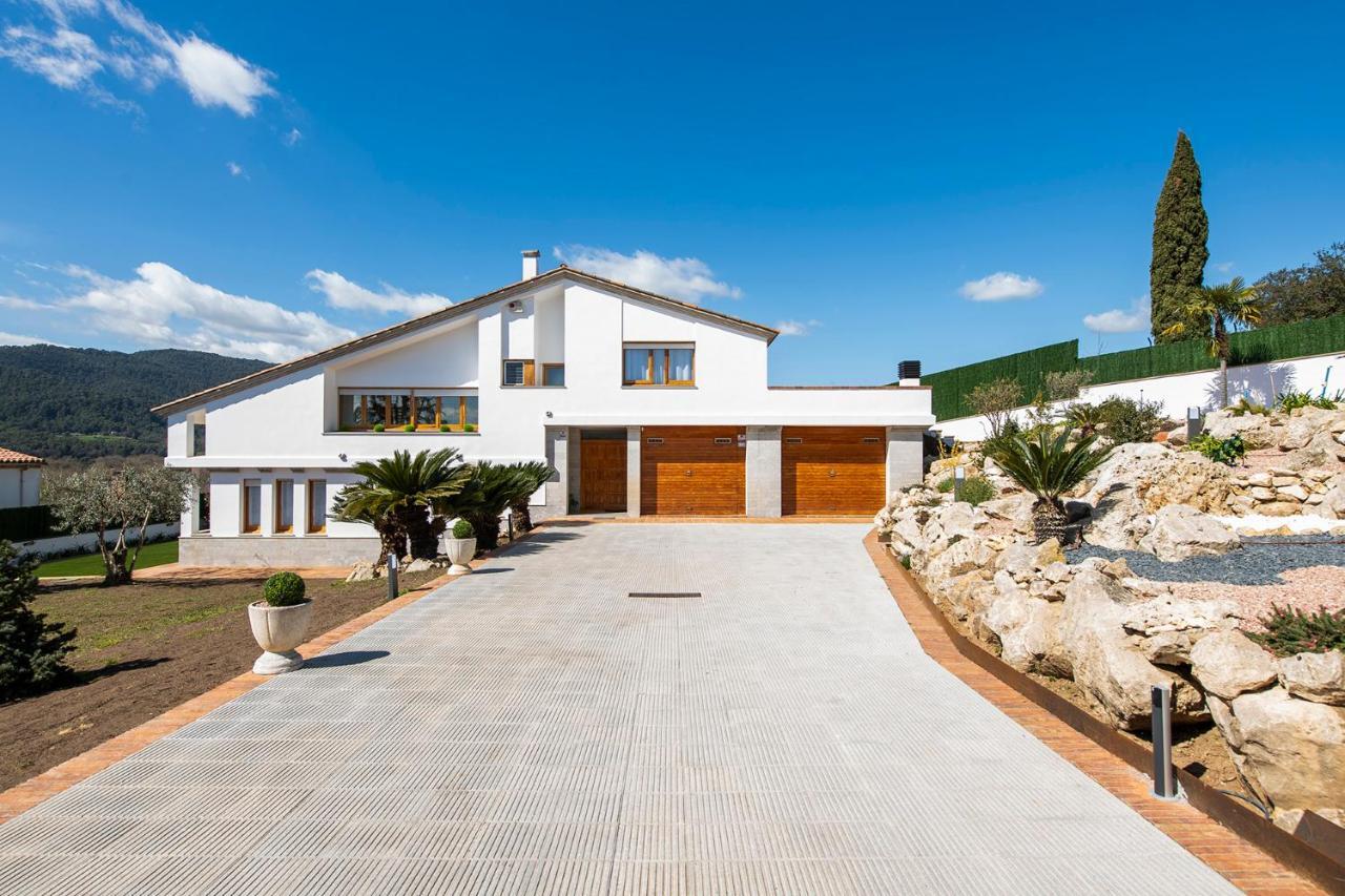 Casa Mirestany- Wonderful House With Amazing Views Villa Banyoles Exterior photo